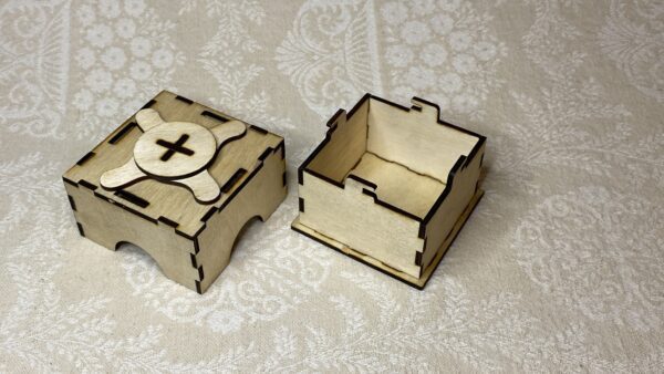 Laser-Cut,Wooden, Locking Box - Image 4